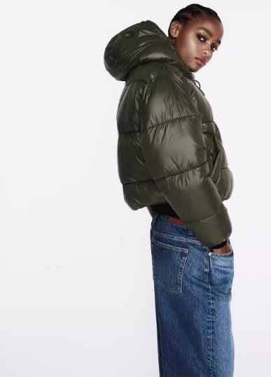 Pufferjacke mit Kapuze